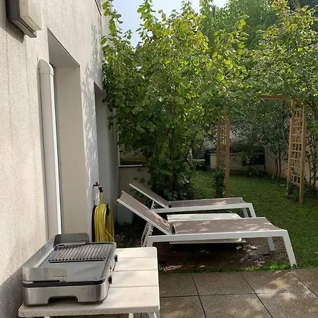Appartement Tres Calme Avec Jardin Plein Sud Lyon Exterior foto